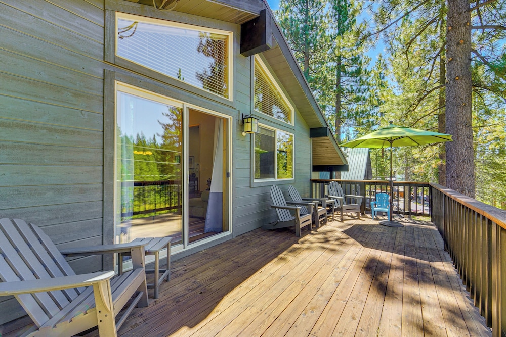 Sunny Cabin: 1 Mi to Tahoe Donner Resort - photo 23