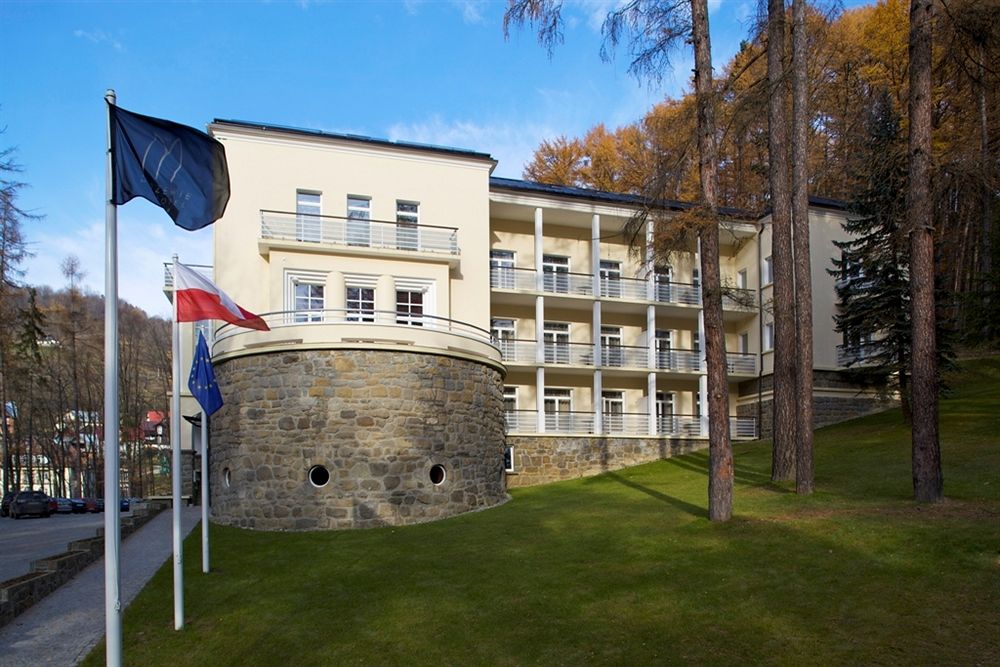 Modrzewie Park Hotel in Szczawnica, Poland
