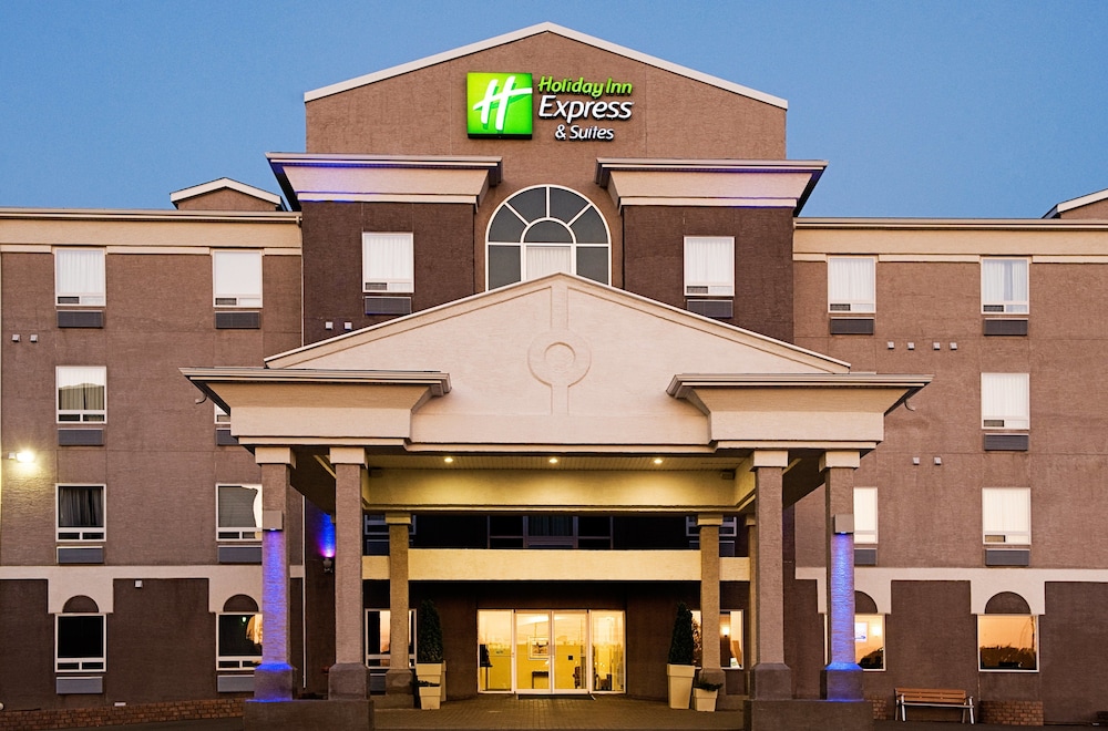 Holiday Inn Express & Suites regina south