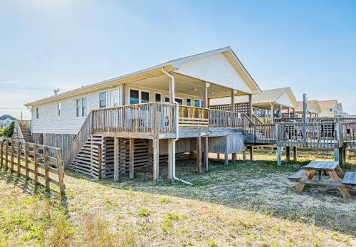Coleman's Beach Front Inn - photo 49