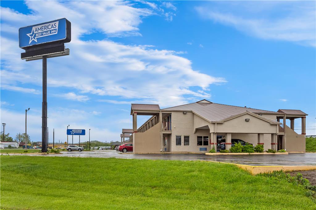 Americas Best Value Inn Grayson - carbon neutral hotel in Grayson