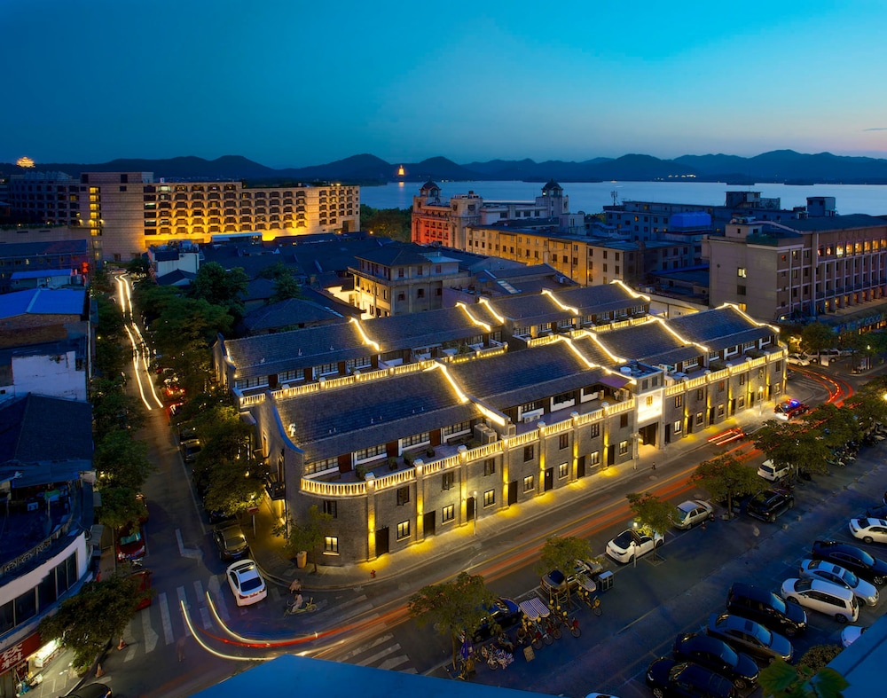 Relais & Chateaux Chaptel Hangzhou — 5-Star Luxury Hotel in Hangzhou, People's Republic of China