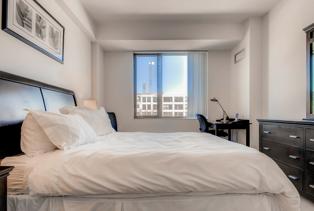 Global Luxury Suites at Kendall Square - photo 5