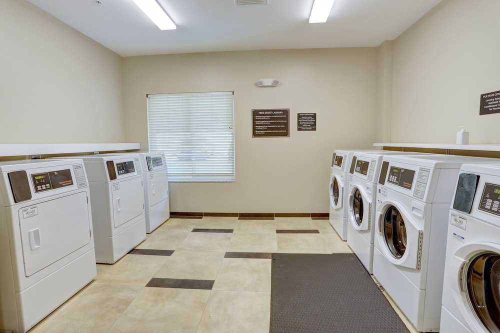 Candlewood Suites Safety Harbor Clearwater NE by IHG - photo 27