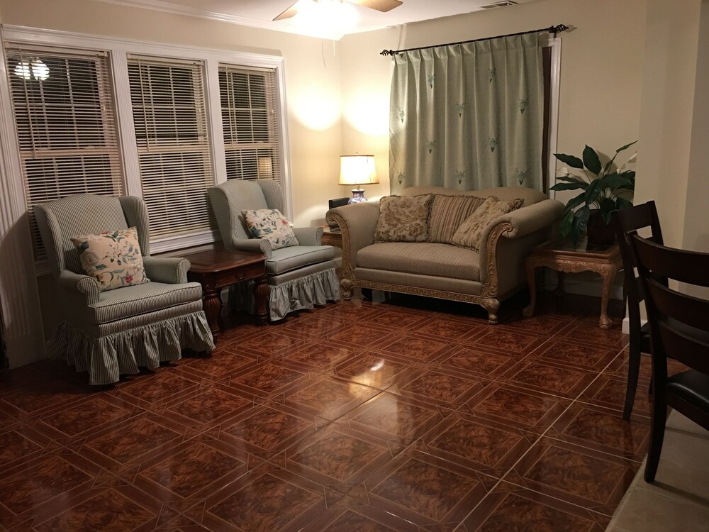 Sweethome303 in Rockville, United States