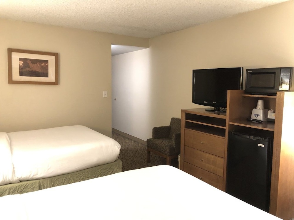 Days Hotel by Wyndham Peoria Glendale Area - photo 3