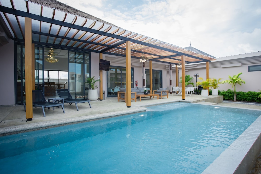Gold Chariot Pool Villa Phuket SHA Plus Certified — 5-Star Luxury Hotel in Phuket, Thailand