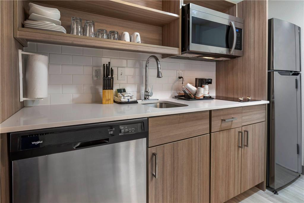 MainStay Suites Horsham Philadelphia - photo 19