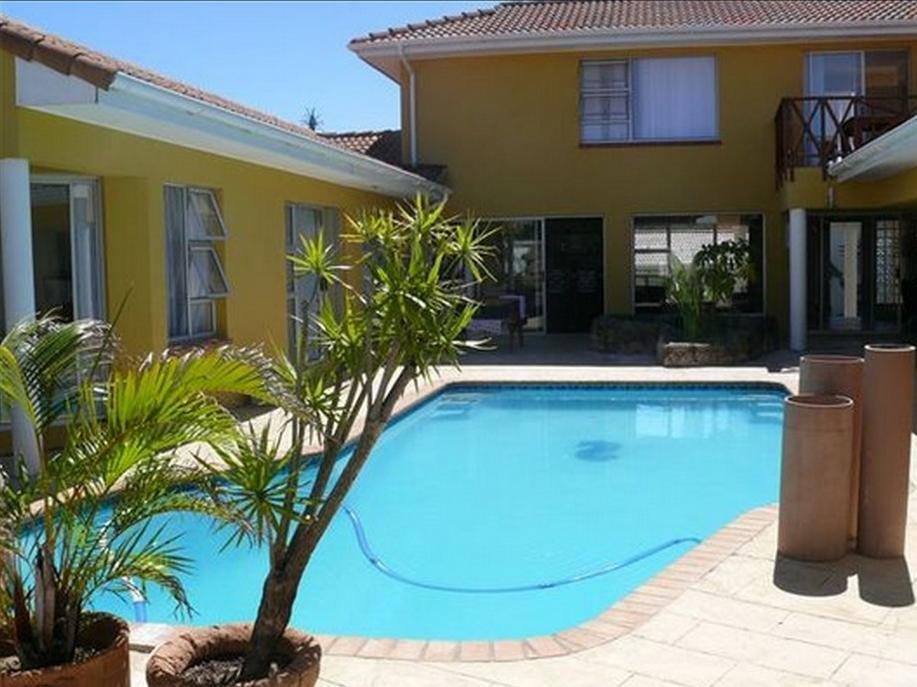 Palmieros Bed And Breakfast — 4-Star Luxury Hotel in East London, South Africa