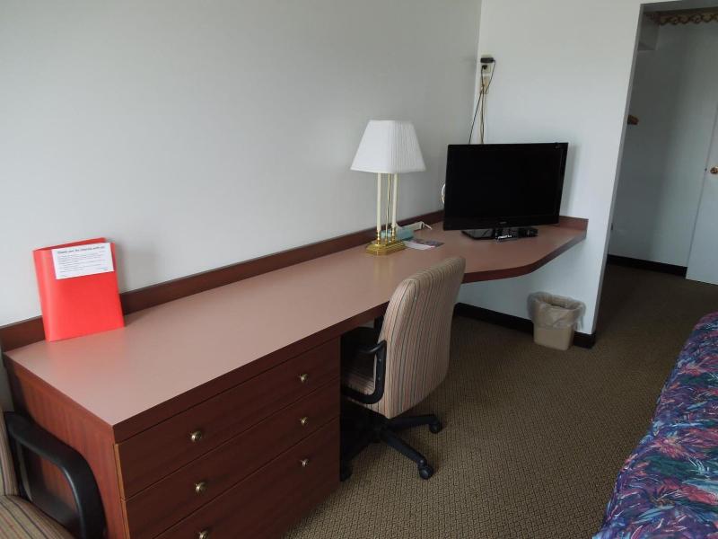 Nittany Budget Motel - photo 14