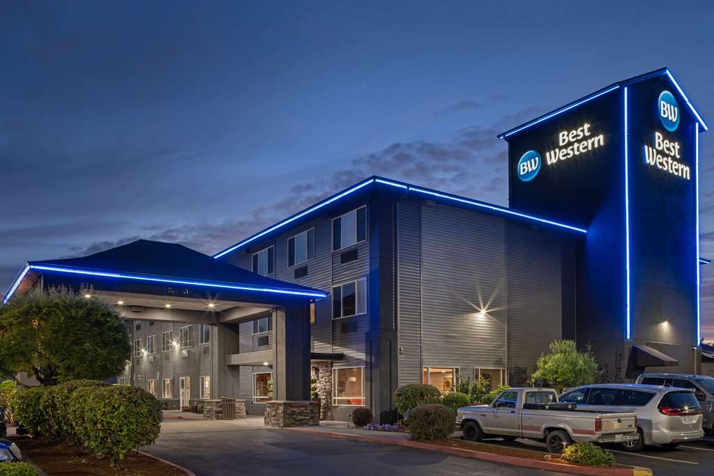 Best Western Cascade Inn & Suites - featured photo