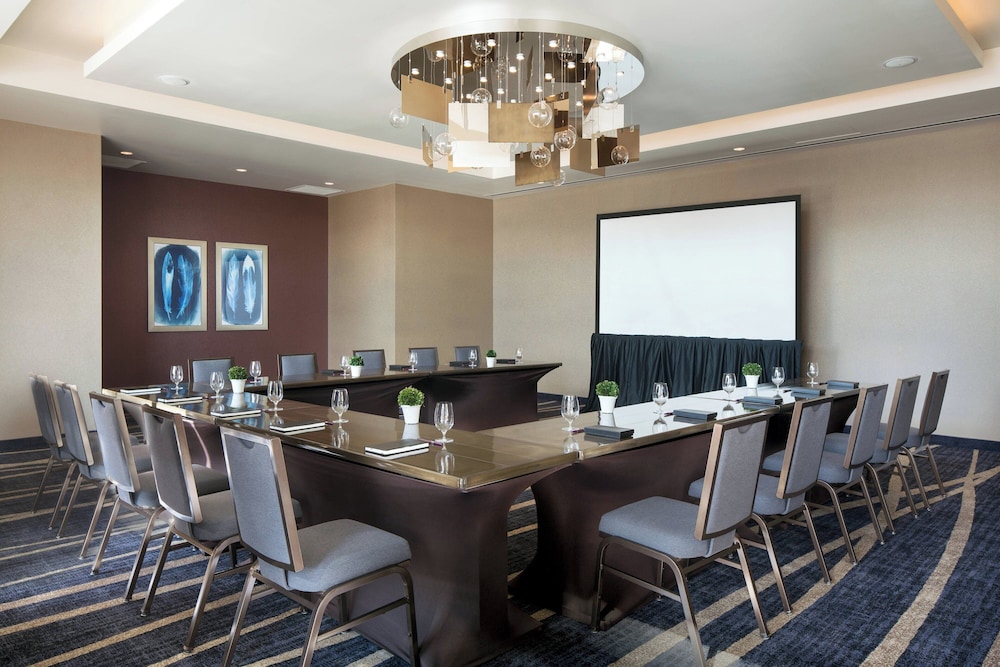 Residence Inn Phoenix Downtown - photo 44