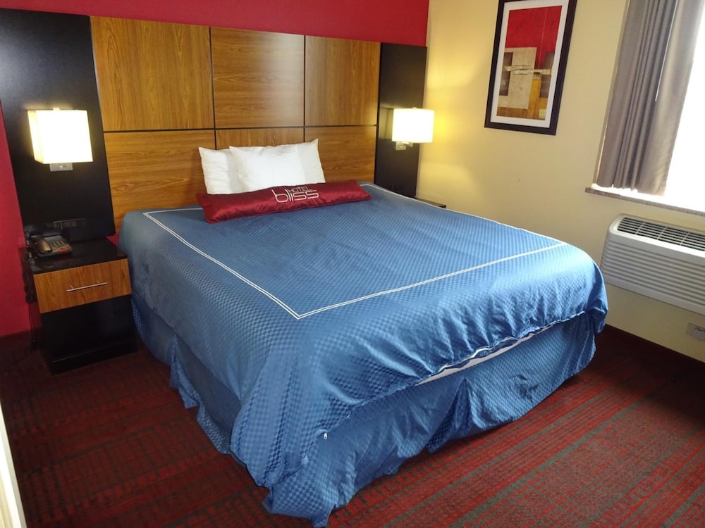 Hotel Bliss - photo 24