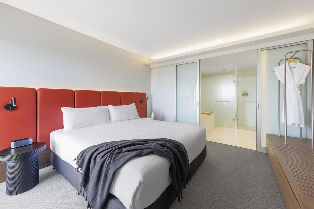 Oaks Cypress Lakes Resort in Pokolbin, Australia