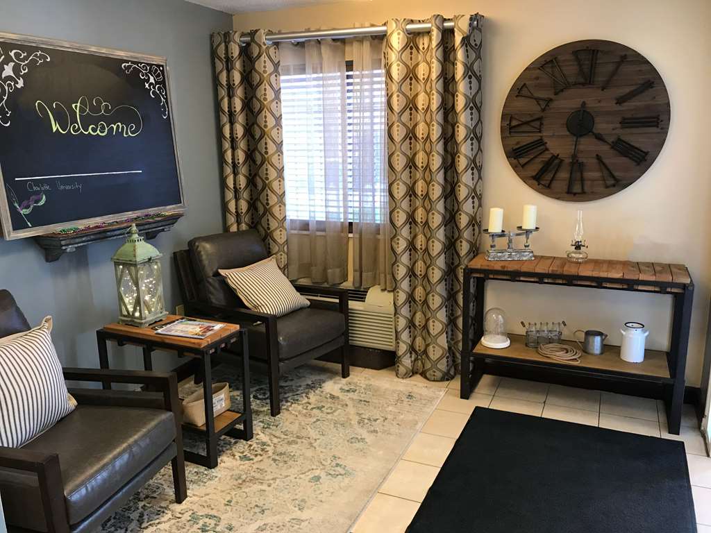 Sonesta Simply Suites Charlotte University - photo 2