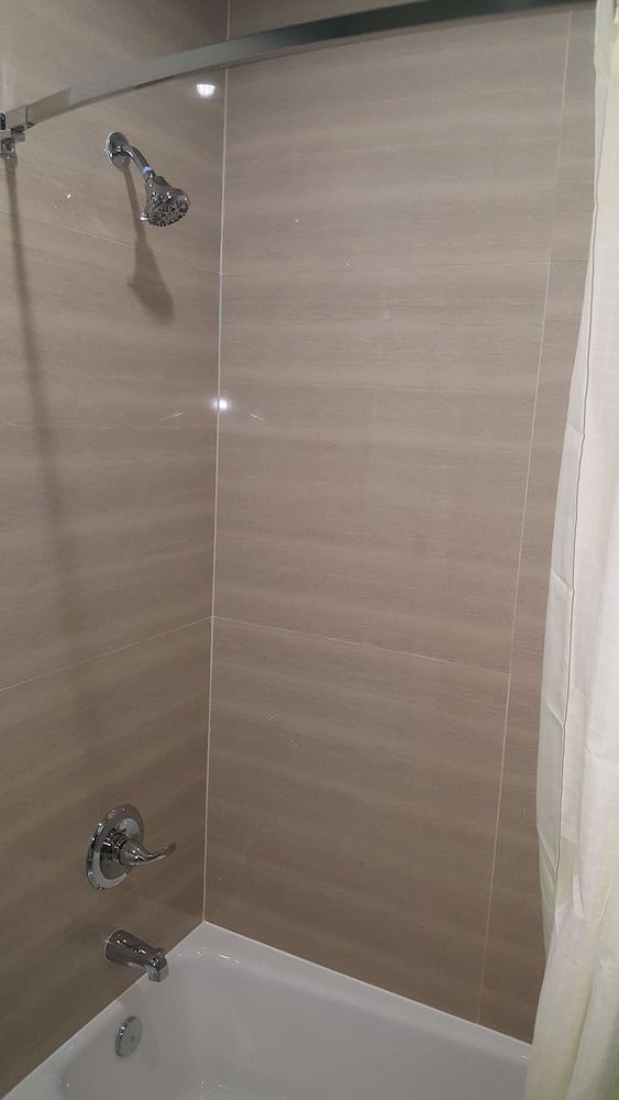 Haven Inn & Suites Willowbrook - photo 27