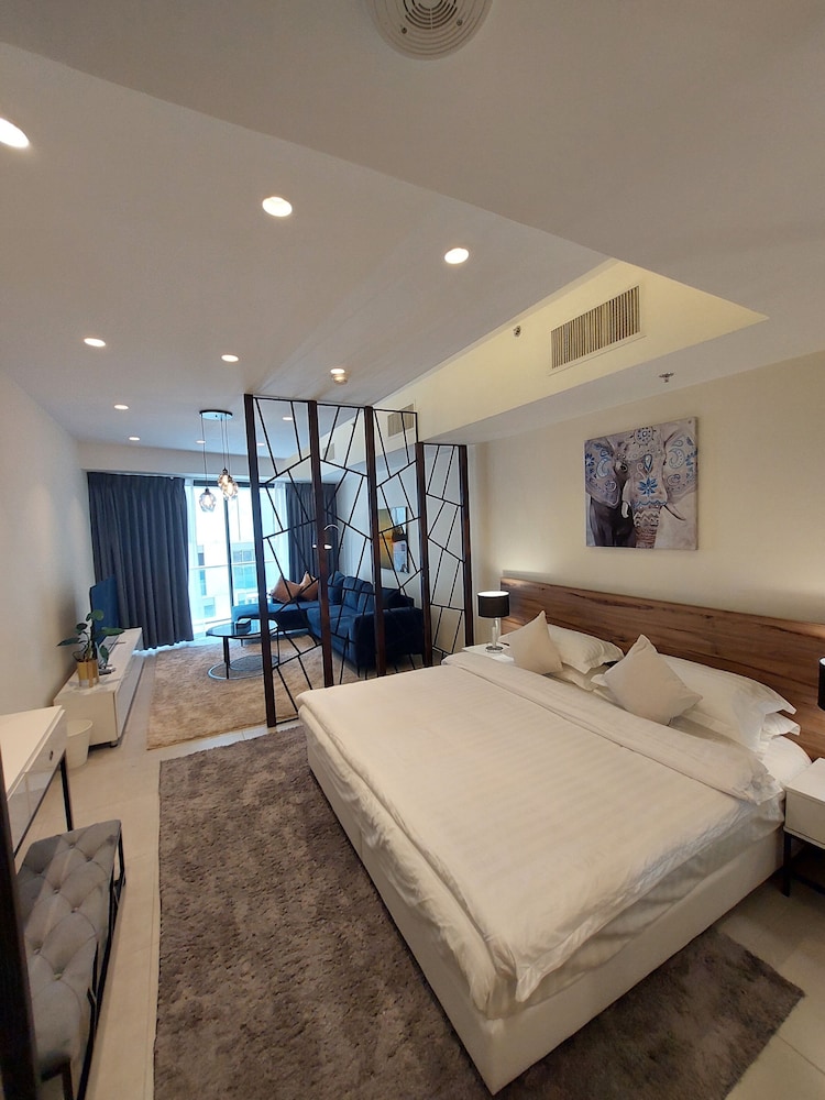Luxury Furnished Apartment Damac Tower — Amman — photo 4