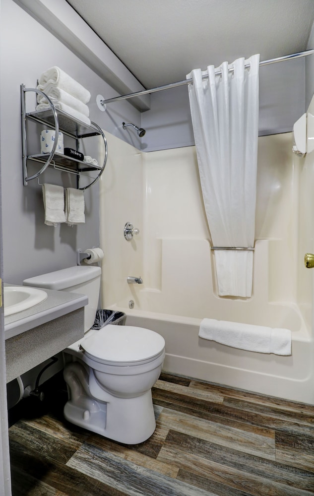Canaan Motel - photo 37