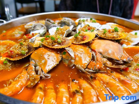 Echarm Hotel Zhoushan Zhujiajian Putuoshan Airport in Zhoushan, People's Republic of China