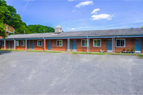 Travelers Inn by OYO Beaver Hwy 19 - photo 3