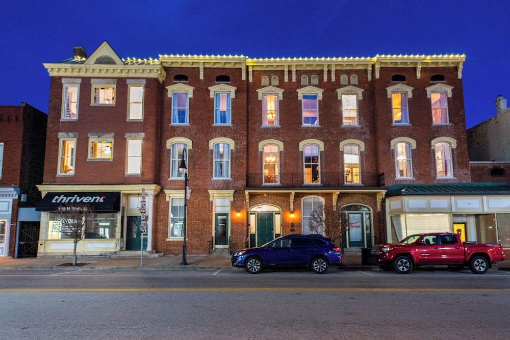 The Woodford Hotel - photo 21