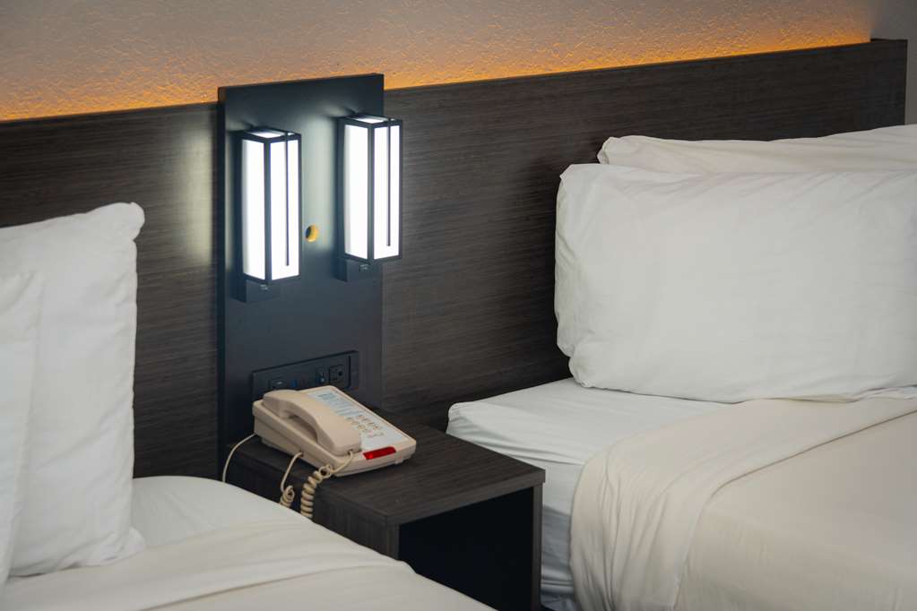 Studio 6 Extended Stay Coral Springs FL Fort Lauderdale - photo 34