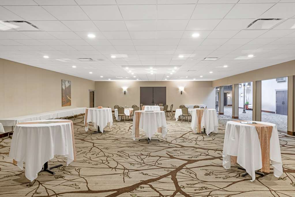 Best Western Plus New Ulm - photo 9