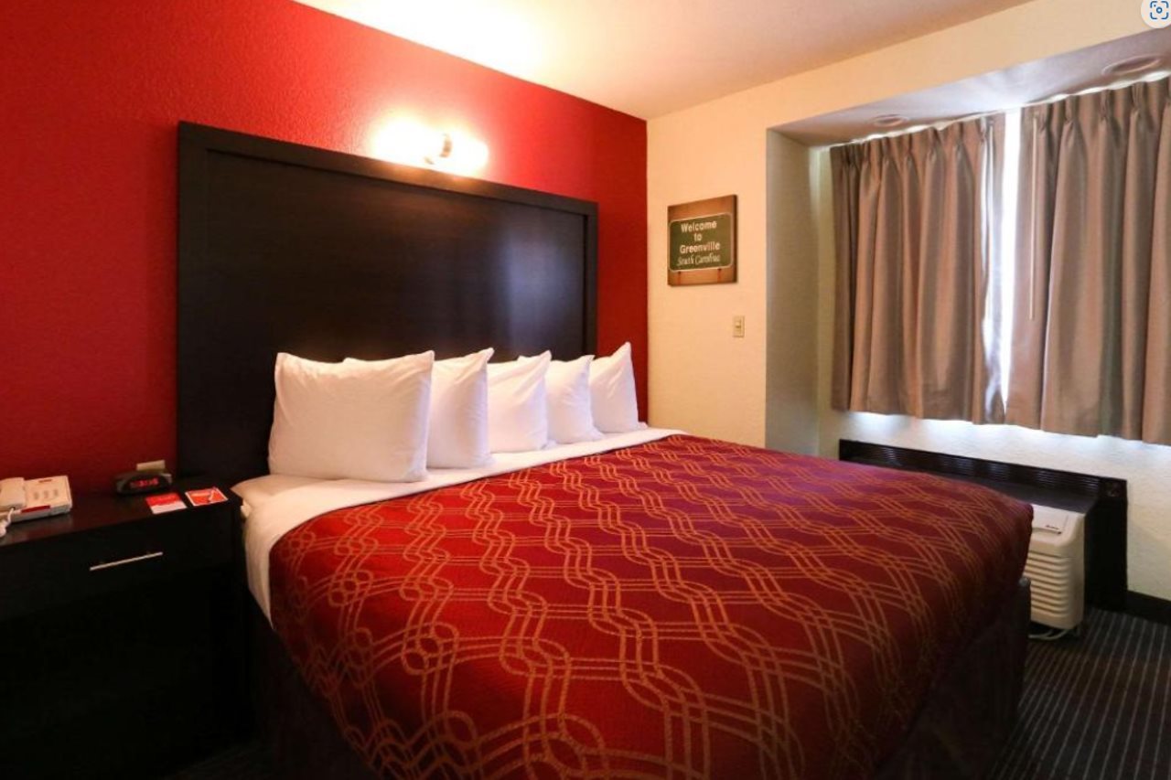 Greenville Pelham Inn by IHG - photo 8