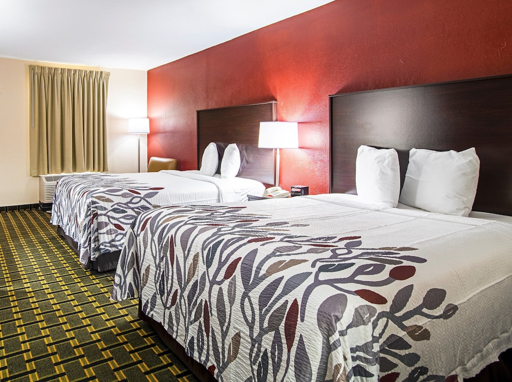 Red Roof Inn & Suites Greenwood SC - photo 11