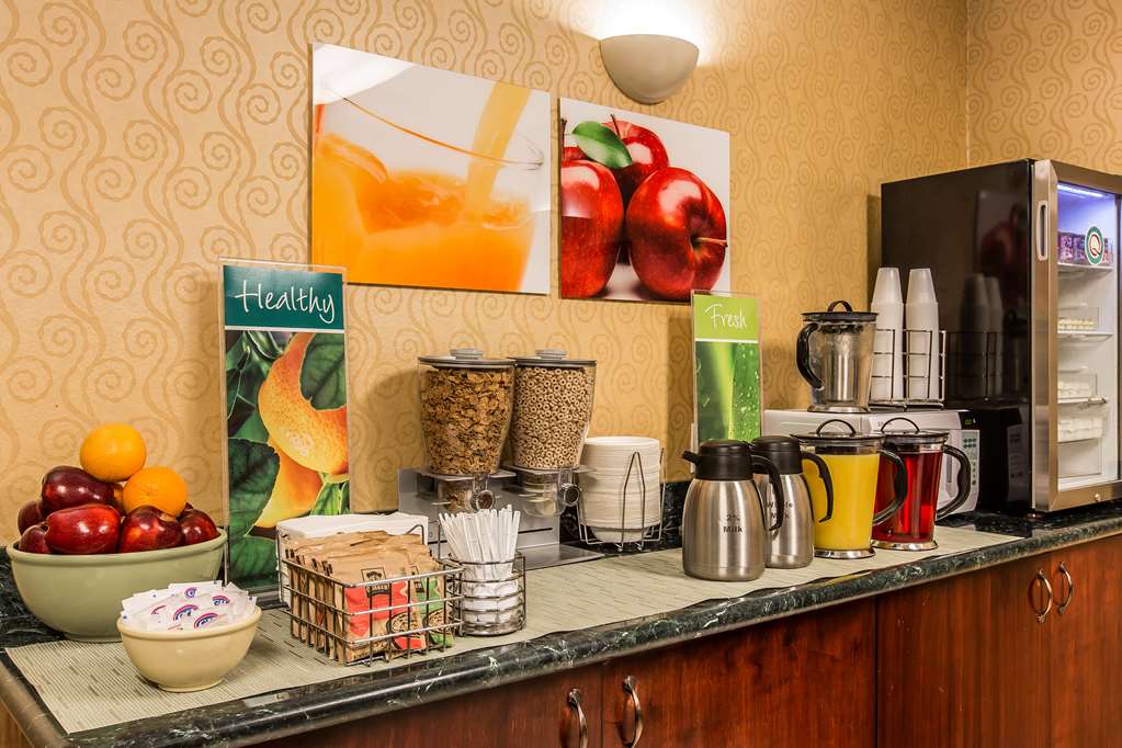 Quality Inn Near China Lake Naval Station - photo 38