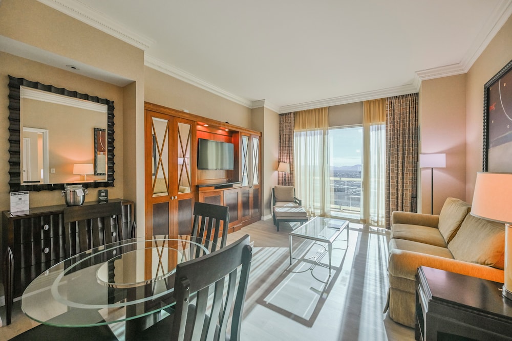 StripViewSuites at Signature - photo 156