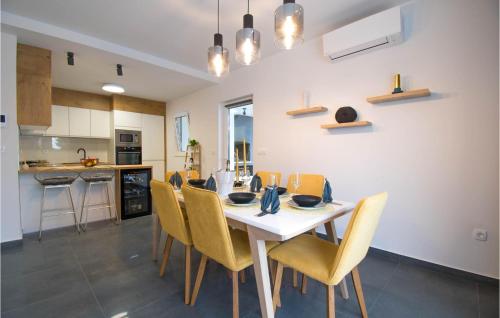 Gorgeous Home In Bast — Baska Voda — photo 4