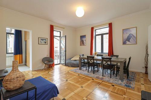 3BR Central and Spacious Apt Vera by Wehost
