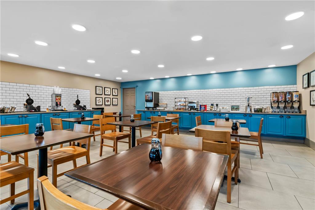 Country Inn & Suites by Radisson Chambersburg PA - photo 30