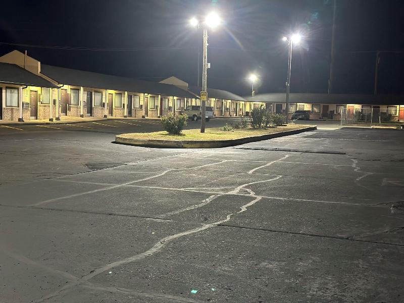 Interstate Inn Express - photo 3