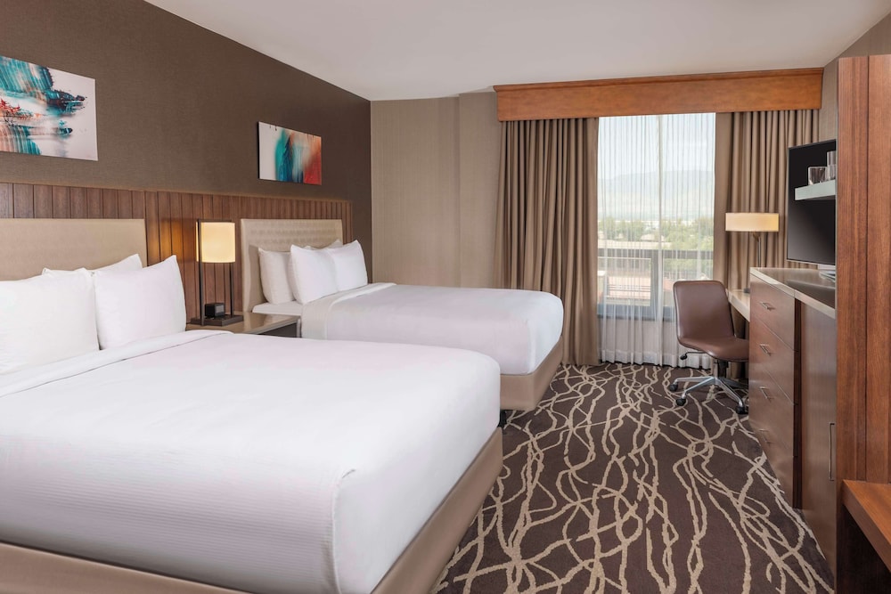 DoubleTree by Hilton Hotel San Bernardino - photo 9