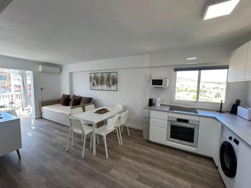 Atico C Vistas Recep 24h Piscinas Y Parking — carbon neutral stay, Benalmadena