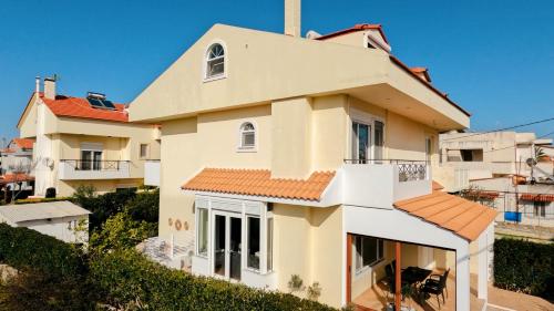 Beach House 30 — 4-Star Luxury Hotel in Ialysos, Greece