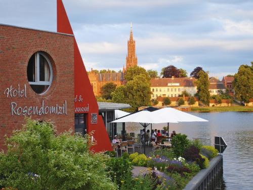 Rosendomizil - carbon neutral hotel in Malchow