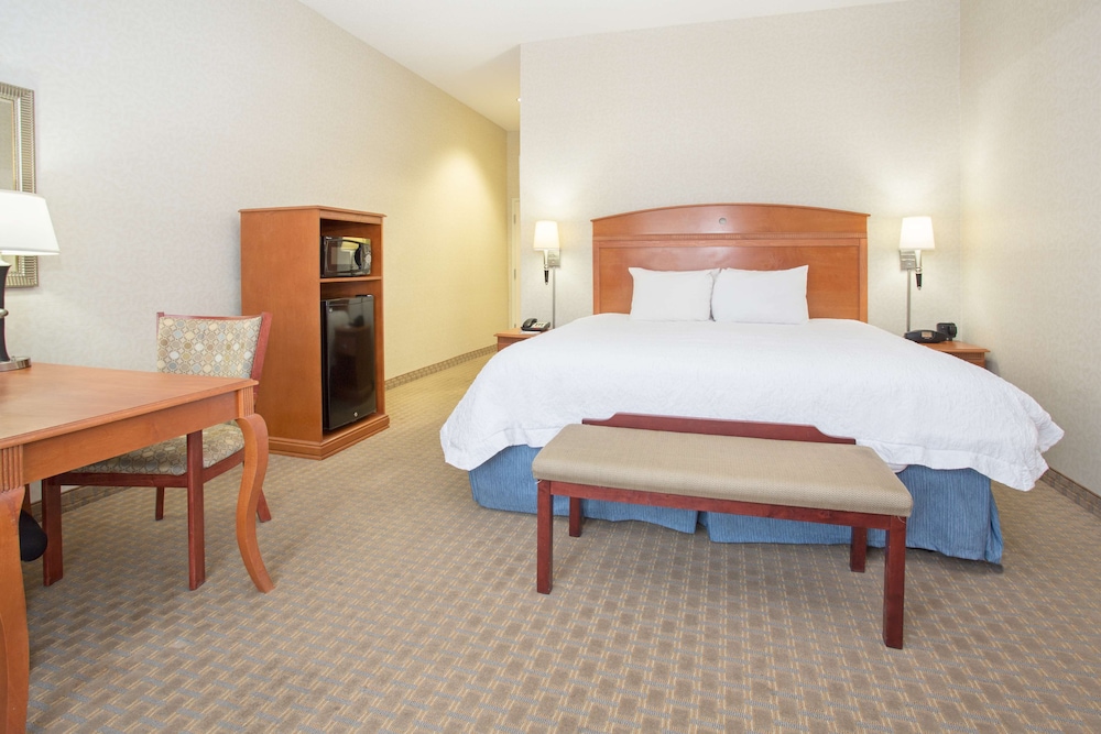 Hampton Inn Santa Rosa - photo 8