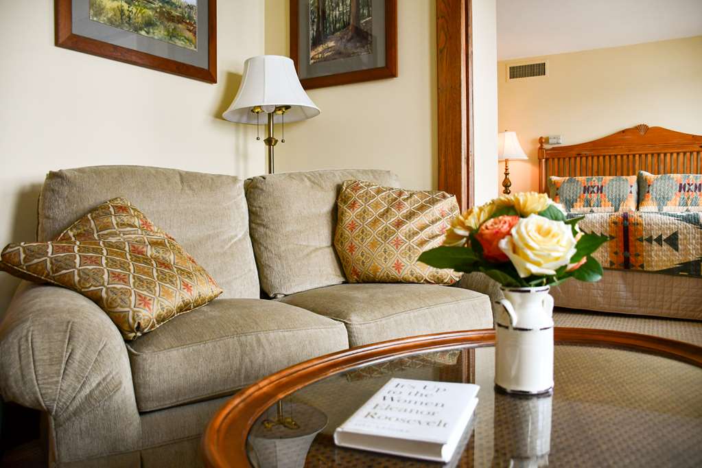 Chestnut Inn at Oquaga Lake - photo 14