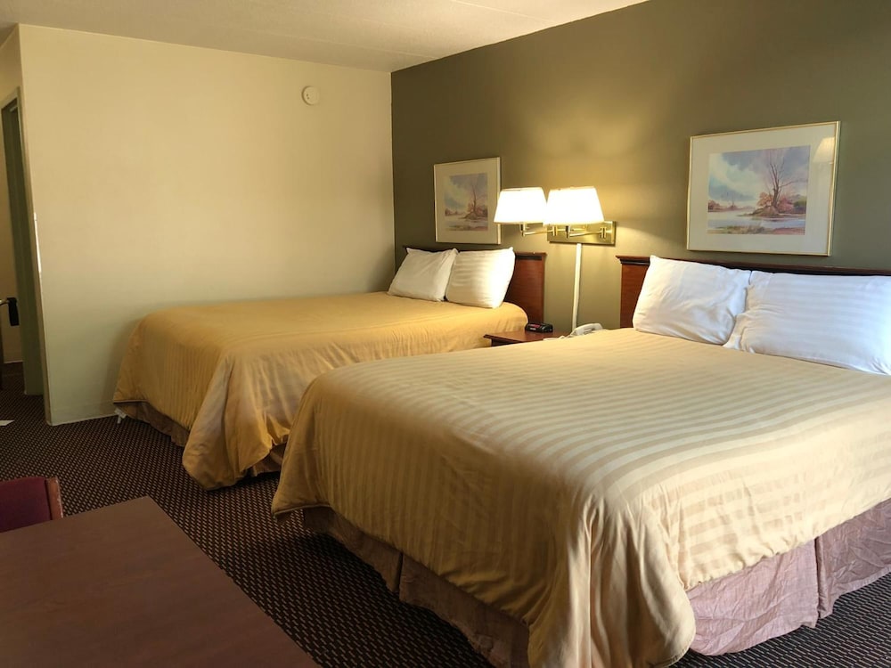 Norwood Inn & Suites Worthington - featured photo