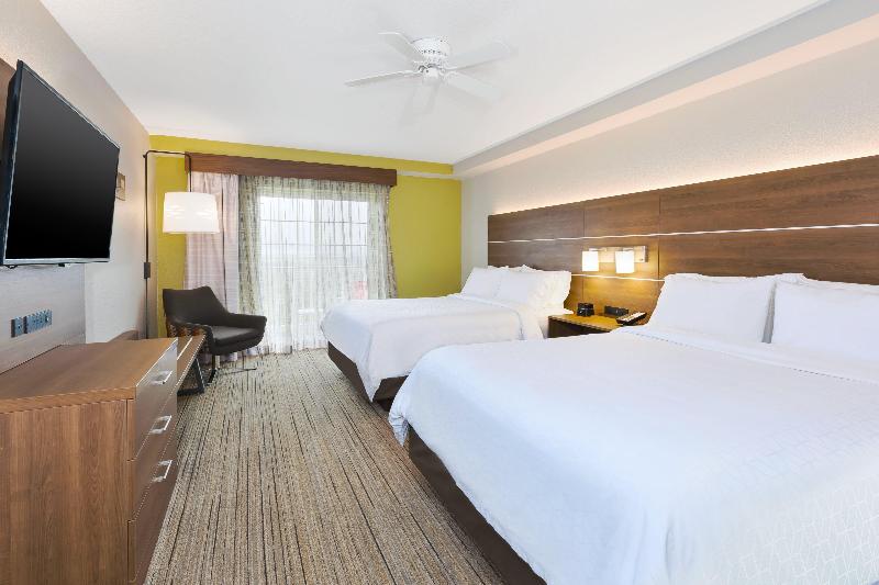 Holiday Inn Express & Suites Petoskey by IHG - photo 31