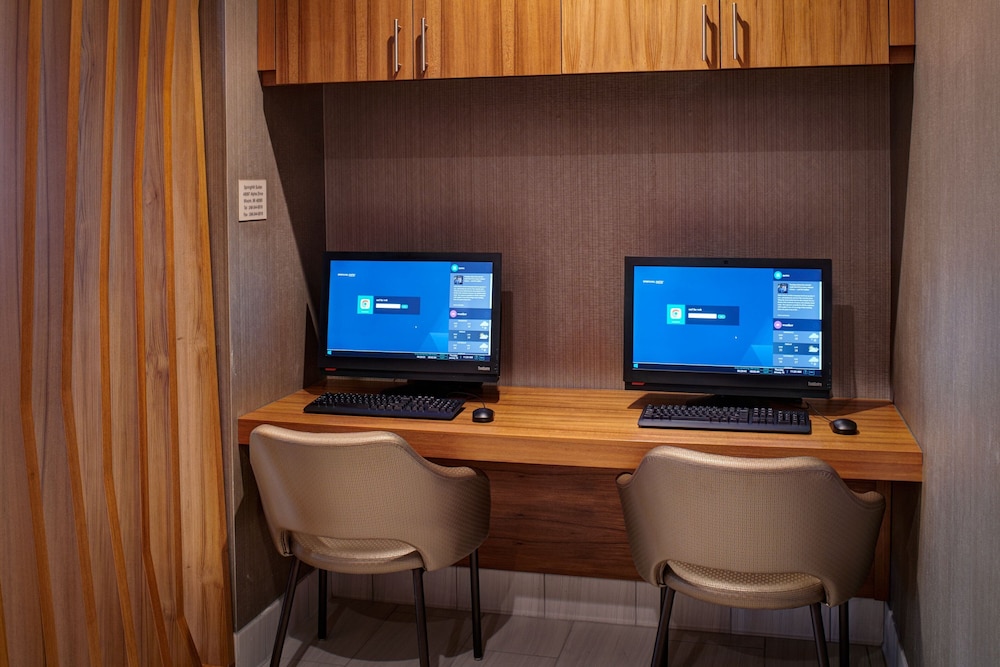 SpringHill Suites by Marriott Wixom Novi - photo 18