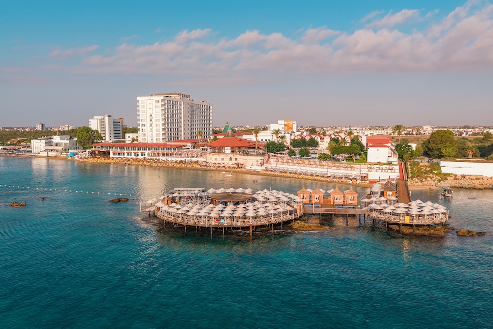 Salamis Bay Conti Hotel - carbon neutral hotel in Cyprus
