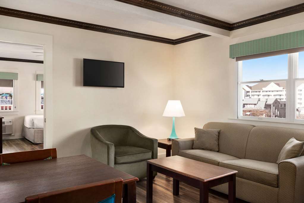 Days Inn by Wyndham Ocean City Oceanfront - photo 50