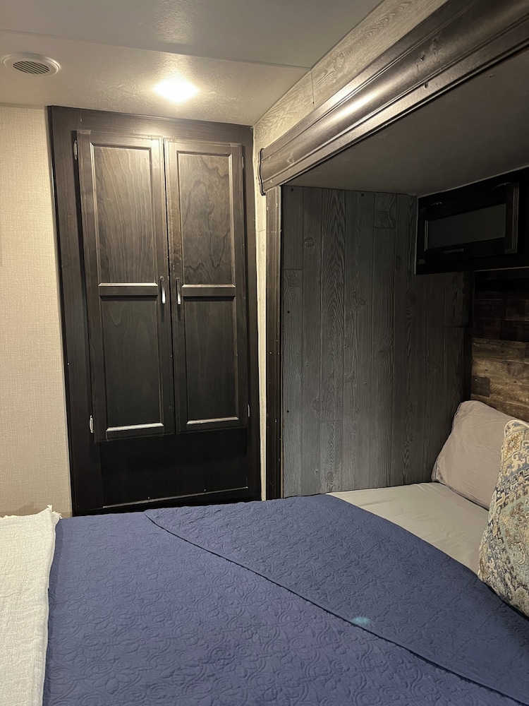 The Alexander at Creek Road - photo 39