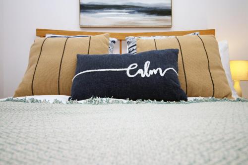 Coastal penarth dream Close to Cardiff superb location near bars and restaurants Dog friendly and welcome breakfast pack — 4-Star Luxury Hotel in Cardiff, United Kingdom
