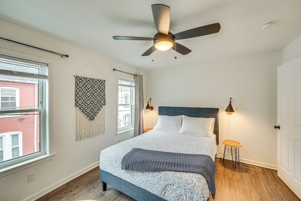 Chic Lancaster Vacation Rental Walkable Location — 4-Star Luxury Hotel in Lancaster, United States