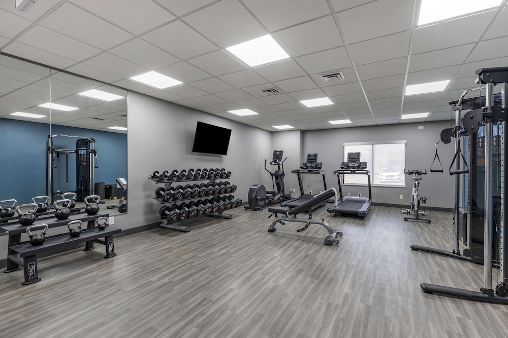 Hampton Inn Ft Collins - photo 36